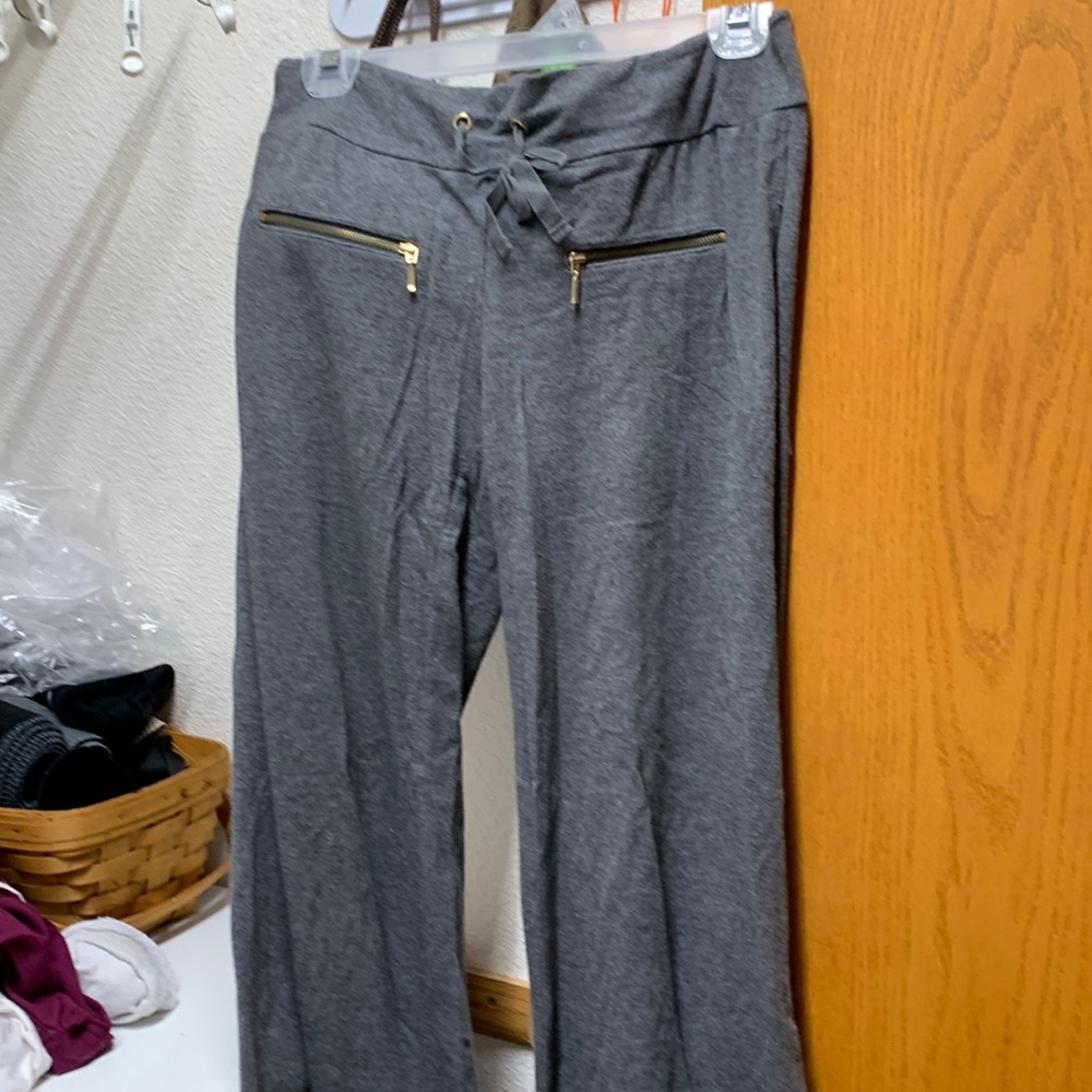 Not for sale. I’m looking to buy these pair of pants!
